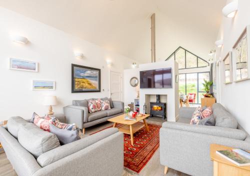 Bamburgh Casa | Wild Chive Lodge