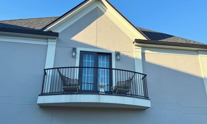 College Station Apartamento | Wild Horse Run Retreat- Charming 1-bedroom apartment in College Station.