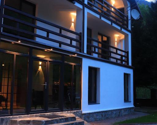 Riu de Mori Casa | Wild Hunts Lodge Retezat