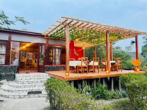 Kasese Hostal | Wild Tracks Overland Camp