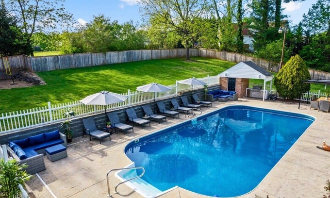 Candler Casa | Wild West Pool Sportcourt Hot Tub Fire Pit