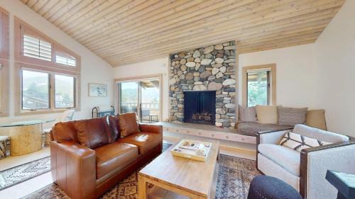 Elkhorn Casa | Wildflower Condo 617