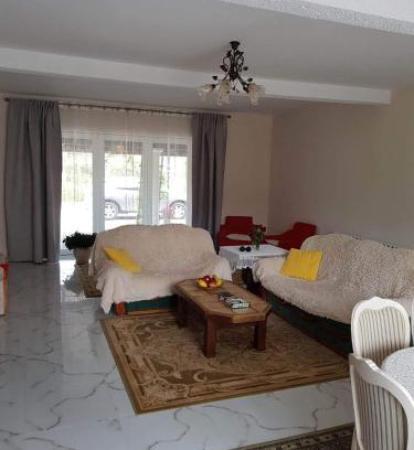 Rymanow-Zdroj Apartamento | Willa Różana