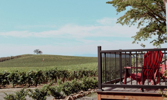 Salem Cabaña | Willamette Valley Wine Country Retreat