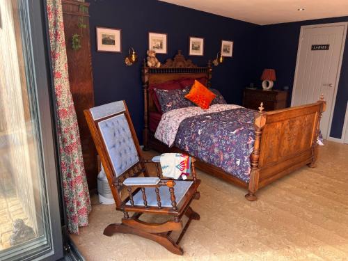 Tarporley Apartamento | Williams Cottage A High end little home with antique style