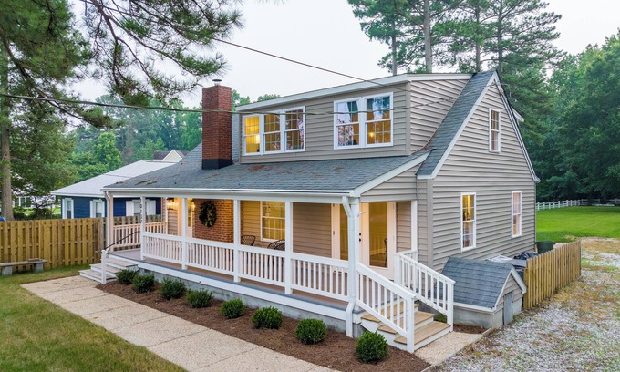 Belleview Cabaña | Williamsburg Riverview Cottage w/York River Access