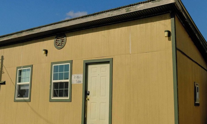 Minden Cabina | Willie's Cabin @ Yellow Rose Canyon