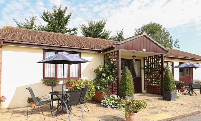 Wincanton Cabaña | Willow Barn, WINCANTON