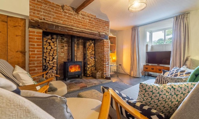 North Creake Casa | Willow Cottage