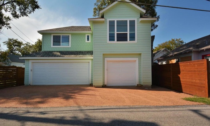 East Cesar Chavez Apartamento | Willow House Unit B