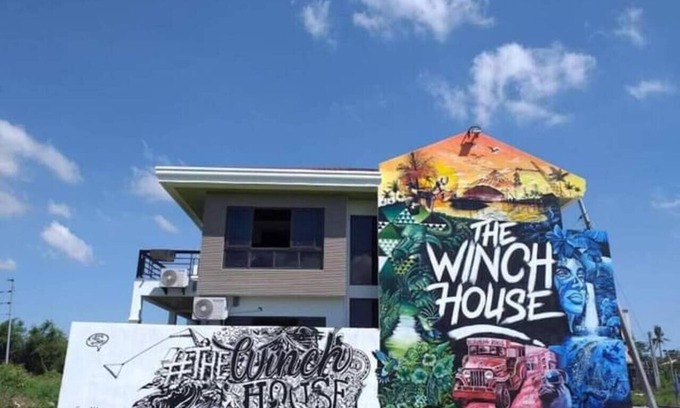 Pili Casa | Winch House - 4BR Haven, Near Watersports & Golf
