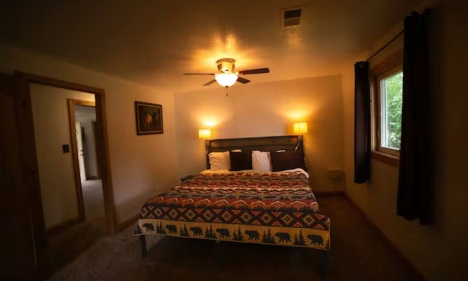 Dubois Cabina | Wind River Cabin / Hot tub
