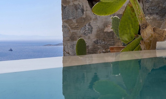 Ano Siros Casa | Wind Tales