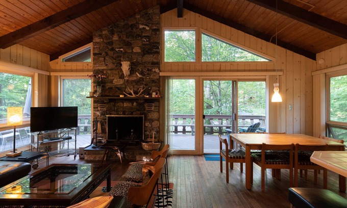 Hensonville Chalet De Esquí | Ultra limpio, moderno, cerca de Windham Mountain: