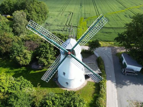 Cuxhaven Casa | Windmühle Betty an der Nordsee