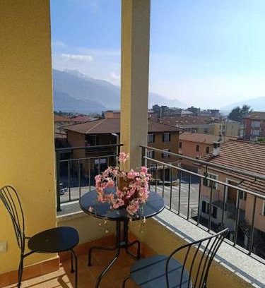 Consiglio di Rumo Apartamento | Window on the lake