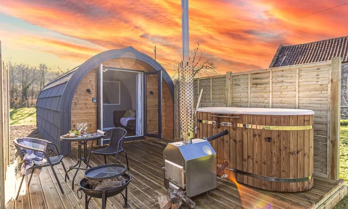 Yarley Casa | Windsor, Apple Tree Glamping, Nr Wells