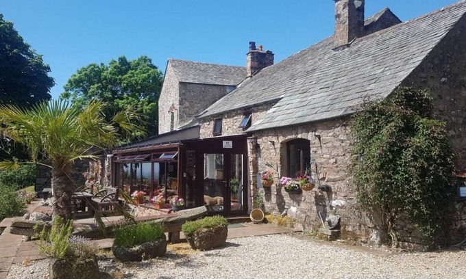 Seascale Otro | Windsor Farm House , Stunning views/hot tub close to Scafell and Wastwater Lake