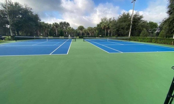 Windsor Hills Casa | Windsor Hills Getaway: 3br, Pool, Near Disney 3 Bedroom Townhouse