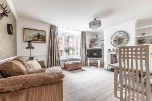 Windsor Casa | Windsor Town Centre Victorian townhouse sleeps 6