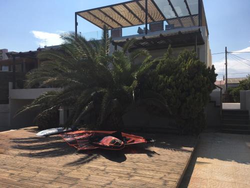 Spata-Artemida Apartamento | Windsurfing seaside apartment Artemida