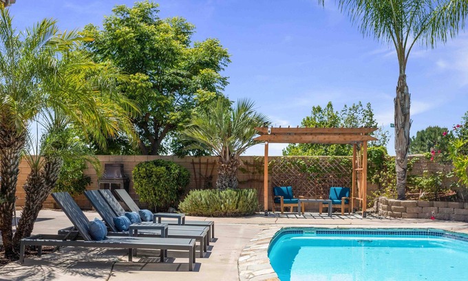 Temecula Casa | Wine-cation in Winchester-Pool, Jacuzzi & Game Room