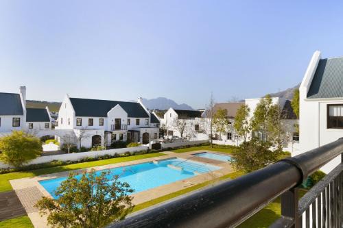 Stellenbosch Cabina | Winelands Golf Lodges 20