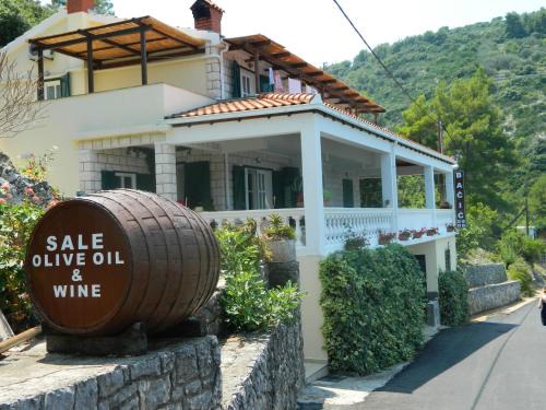 Blato Apartamento | Winery Bačić