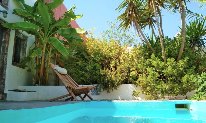 Finikia Villa | Bodega Casa donde viven los sueños ... Villa con piscina privada y jardín impresionante.