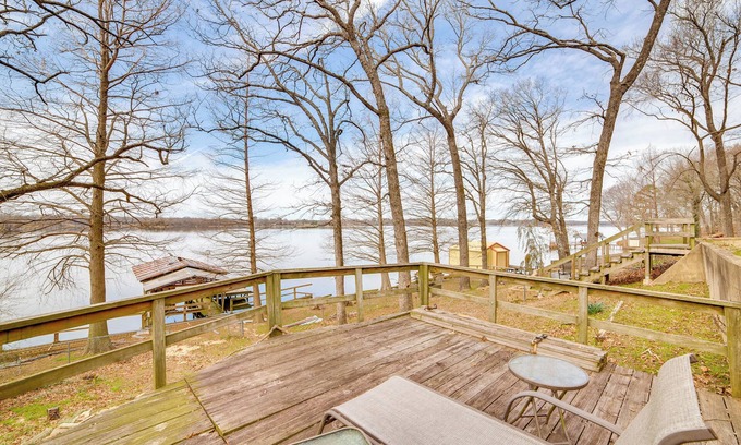 Winnsboro Casa | Winnsboro Lake Retreat: On-Site Swimming & Fishing