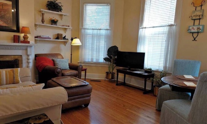 Downtown Little Rock Cabaña | Winslow Cottage .