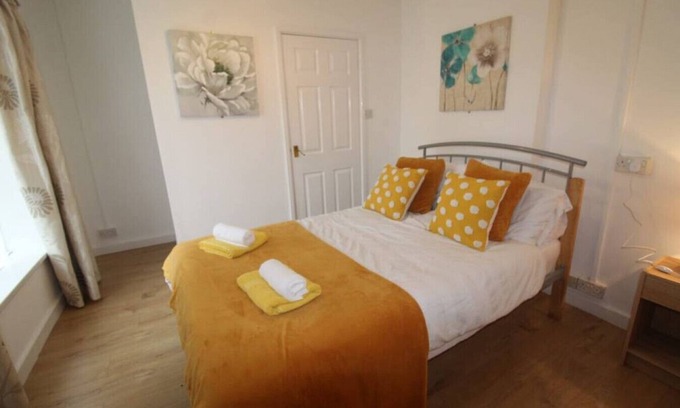 Derby Casa | Winslow Green House - Derby