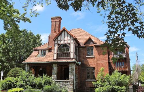 Sherbrooke Apartamento | Winston Churchill