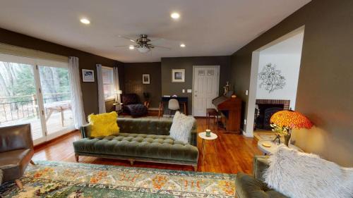 Mendon Casa | Winter Lore
