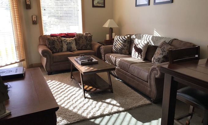 Mammoth Lakes Condominio | Ski In Ski Out Stay Slopeside 1Br Sunstone Mejor ubicación