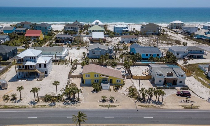 Villa Segunda Casa | Summer SPECIAL! Steps 2 Beach! Waterview! Pets Welcome!