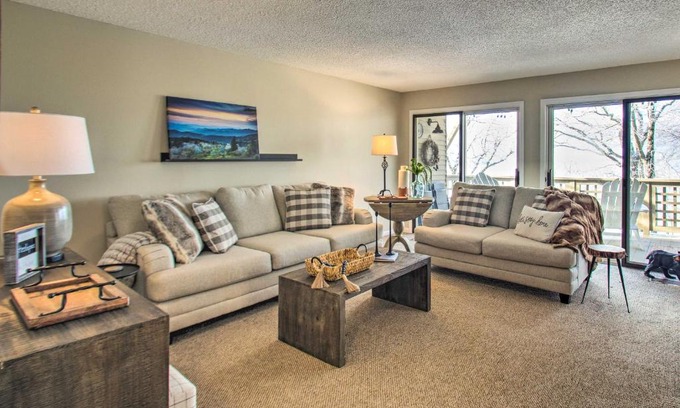 Nellysford Apartamento | Wintergreen Resort Condo Walk to Ski Lift!