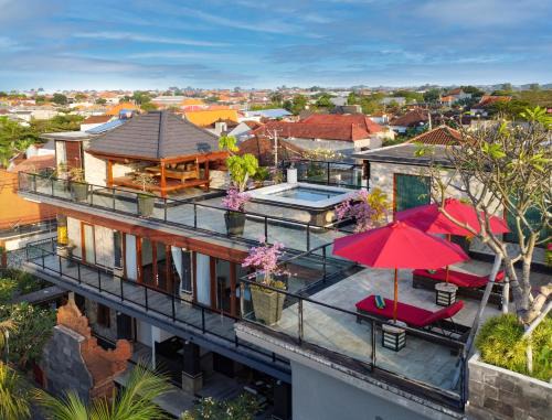 Umalas Villa | Winy Estate - Luxury Villa with Rooftop Jacuzzi