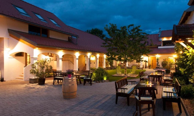 Jois Casa | Winzerhof Kiss
