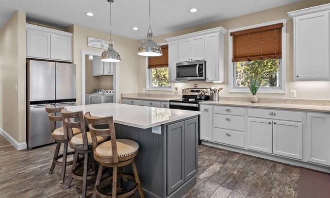 Colonial Beach Casa | Wirt Every Penny - 3-Bed Cottage by the River