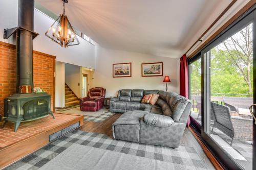 Bassett Casa | Wisconsin Vacation Rental Retreat with Deck