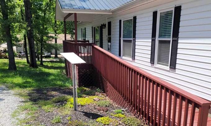 Galmey Casa | Wish You Were Here Spacious Pomme de Terre Lake Home with AC, WiFi, in Galmey