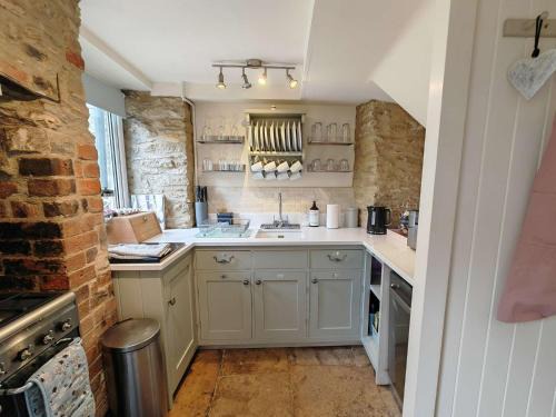 Fairford Casa | Wishbone Cottage In The Cotswolds
