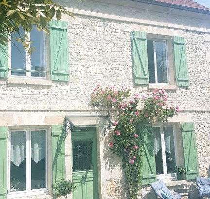 Fleurines Casa | Wisteria Cottage