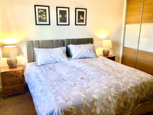 Eaton Mascott Apartamento | Wisteria Cottages are self catering cottages in a beautiful village location