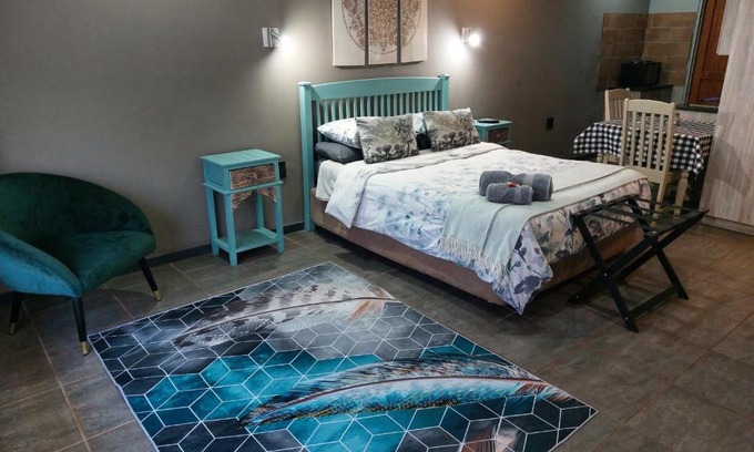 Tsantsabane Casa | Wisteria Lane Guesthouse