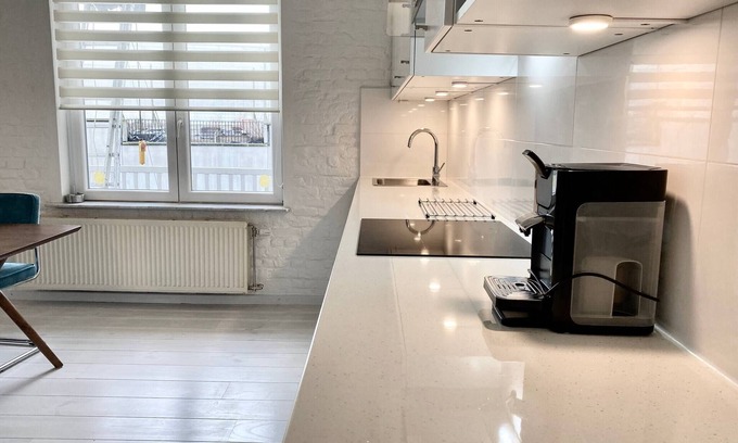 Brussels Apartamento | Wit II, Near Metro, Train N7670
