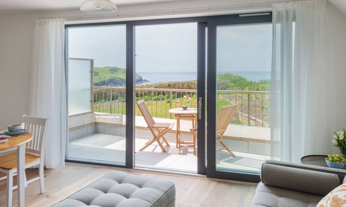 Hope-Cove Apartamento | Withie Cove - a luxury coastal apartment footsteps from Hope Cove Beach