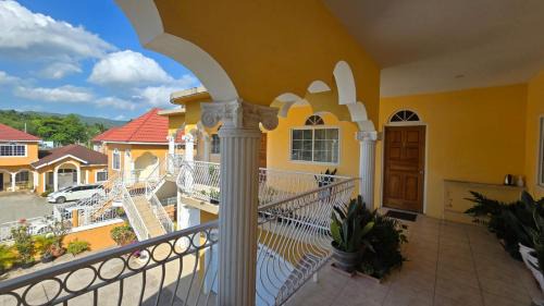 River Oaks Apartamento | Wizzy Apartment White River