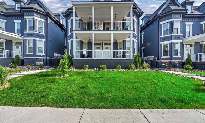 Bryant Apartamento | WNY Corporate Rentals 2 Bed 2 Bath (3D)